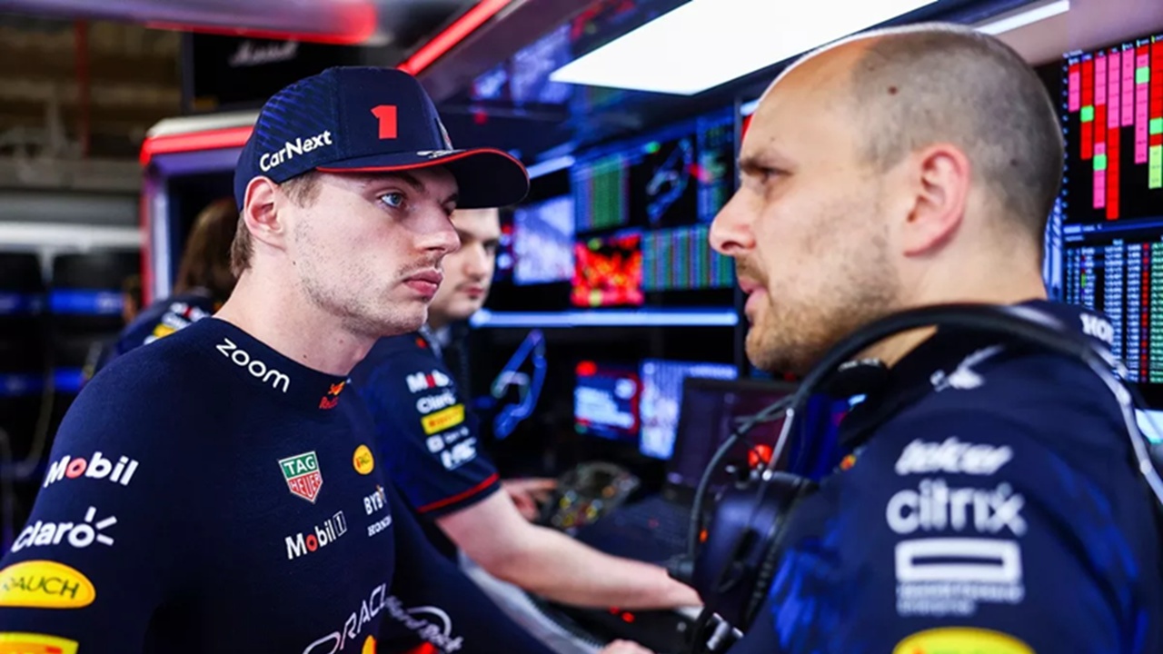 Gianpiero Lambiase Akan Tetap Bersama Max Verstappen