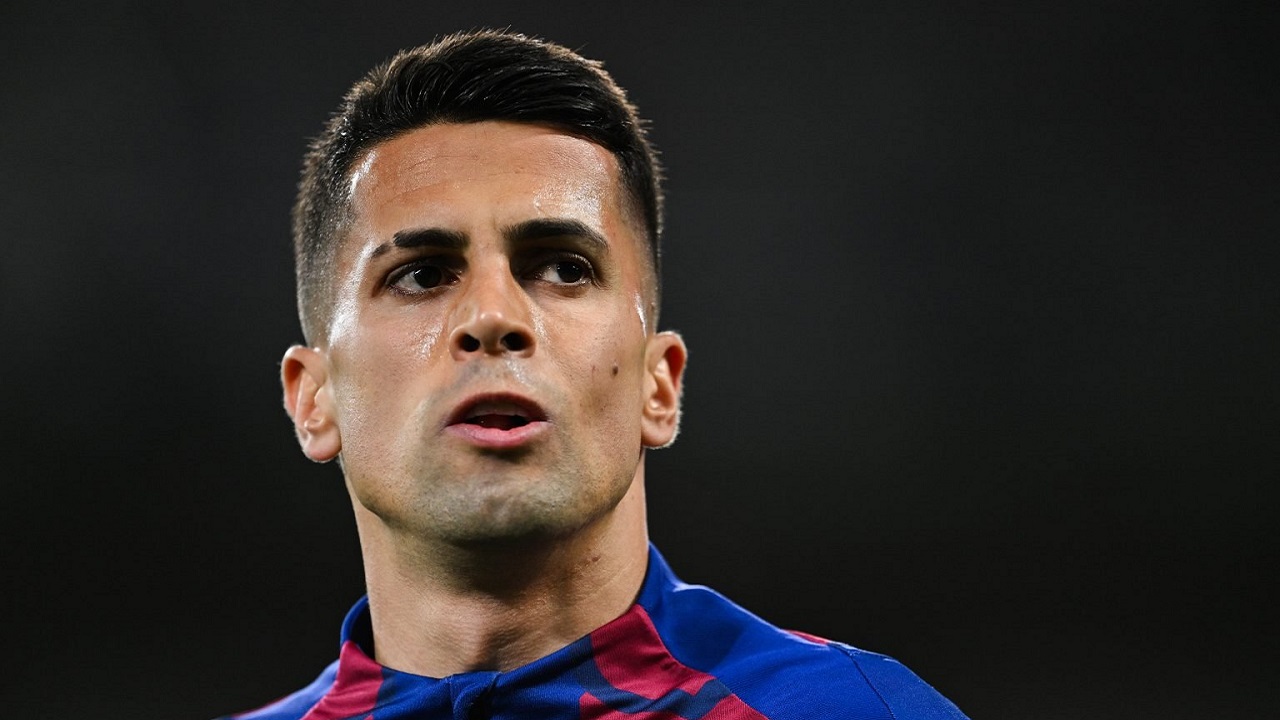 Hansi Flick Pastikan Kesepakatan dengan Joao Cancelo Belum Sekesai