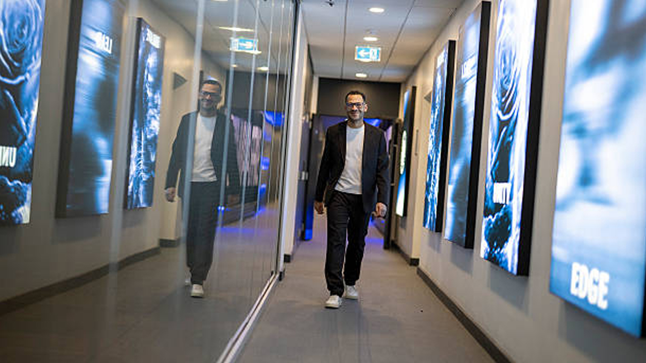 Momen Besar, Paul Canoville Nilai Liam Rosenior Sosok Tepat untuk Chelsea