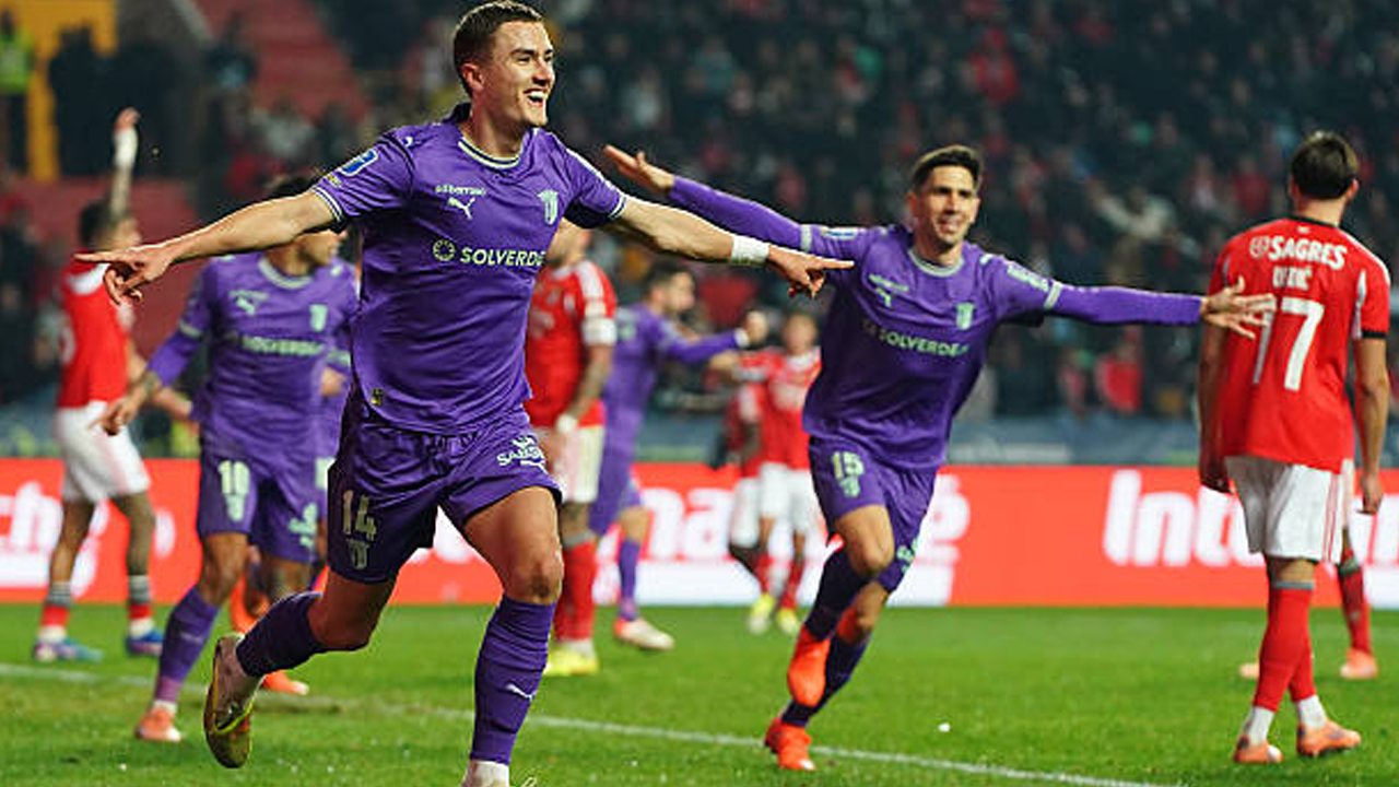 Braga Hentikan Langkah Benfica di Leiria, Amankan Tiket Final Taca da Liga