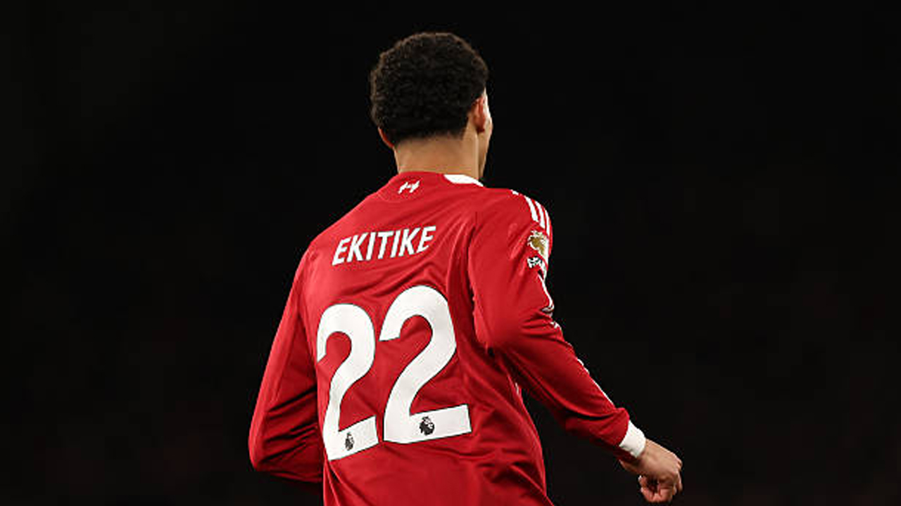 Hugo Ekitike Diragukan Tampil, Liverpool Krisis Pemain Jelang Lawan Arsenal