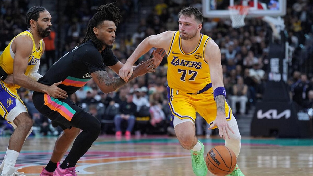Luka Doncic bangga akan perlawanan Lakers kepada Spurs.