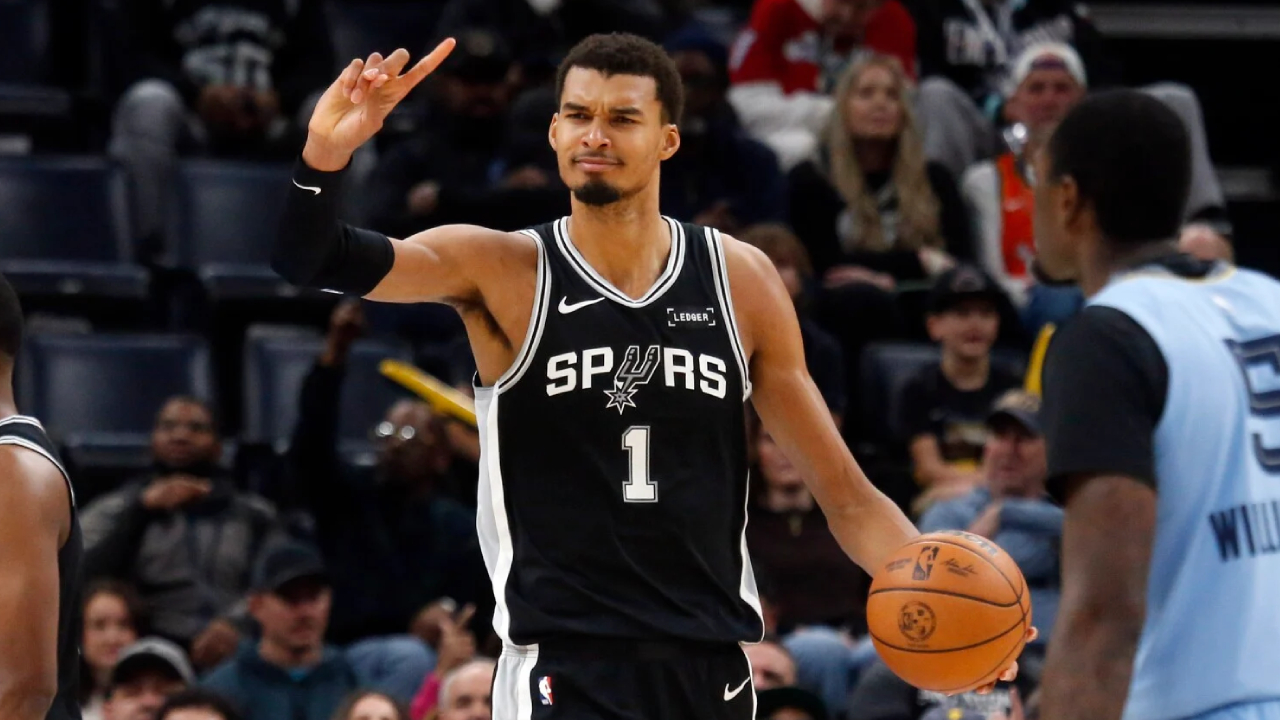 Victor Wembanyama Tidak Dimainkan di Menit Krusial dalam Kekalahan Spurs