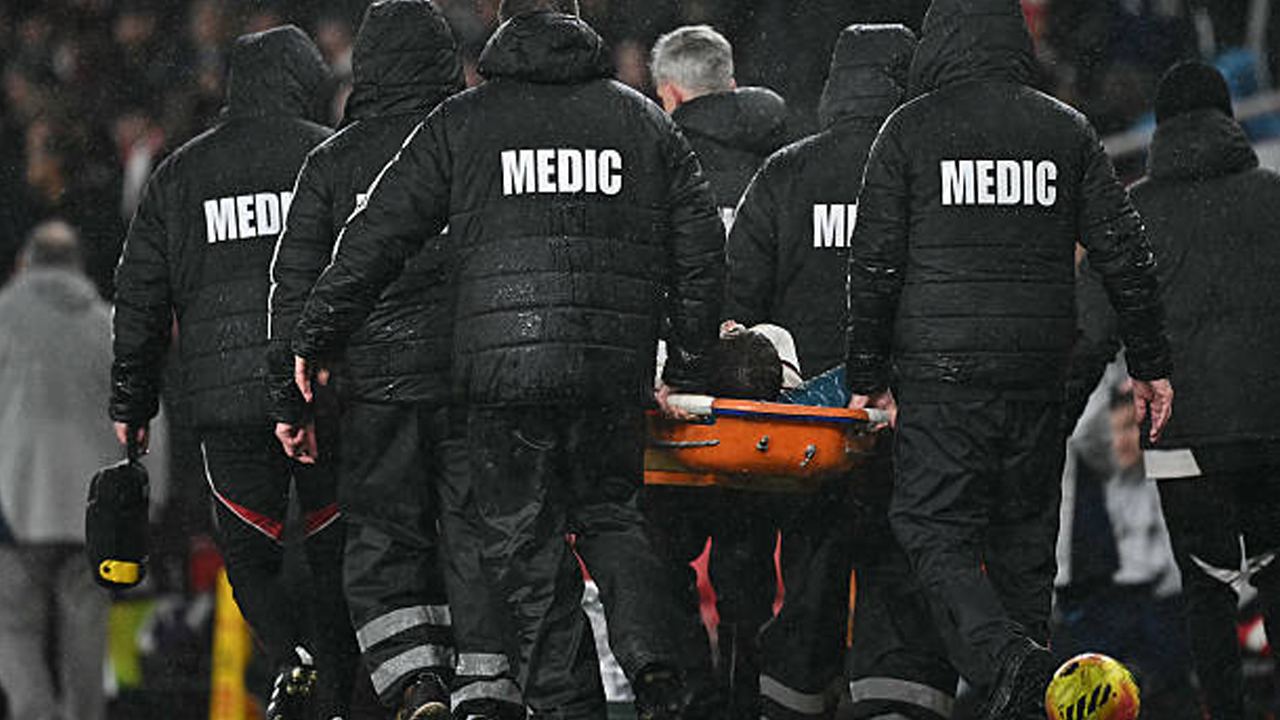 Arne Slot Khawatir Conor Bradley Alami Cedera Serius