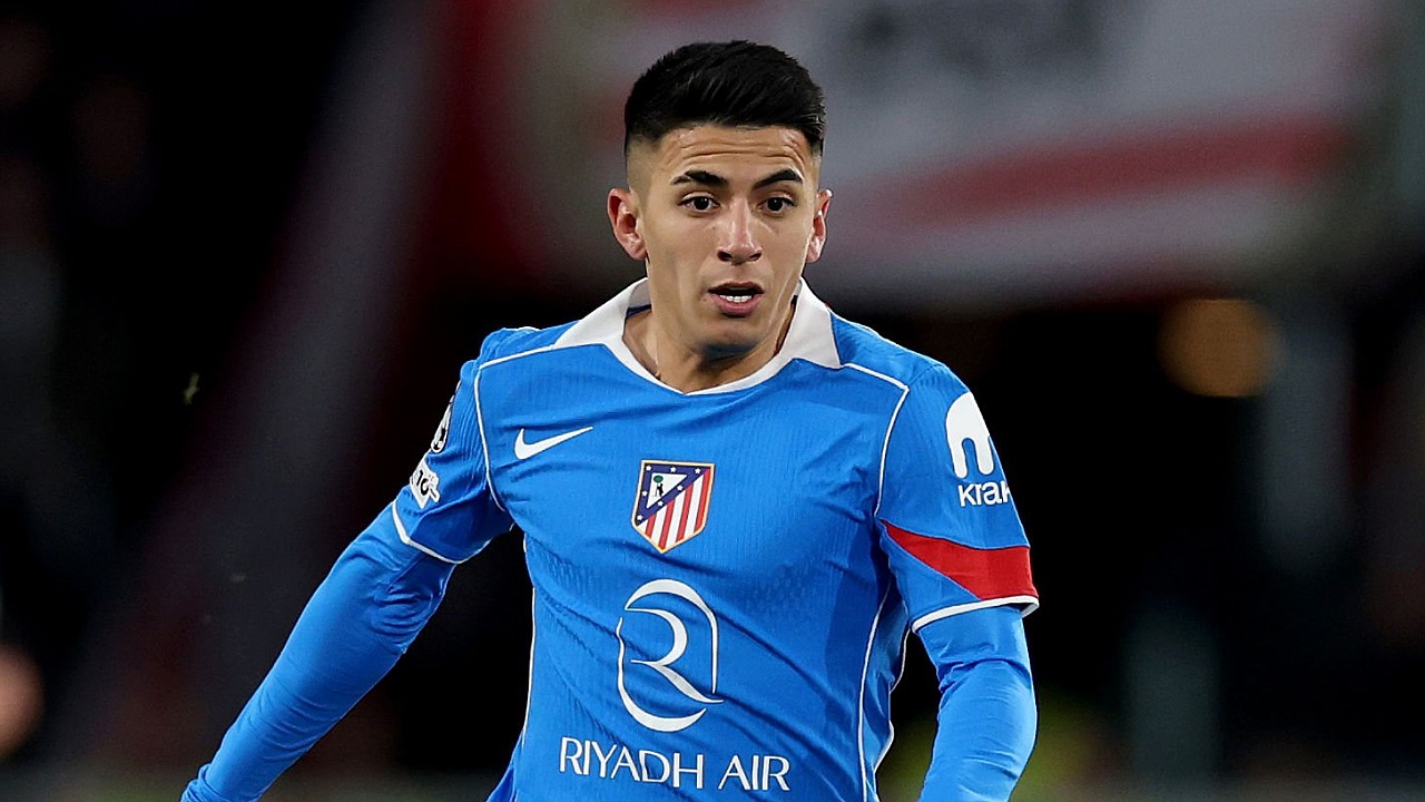 Aston Villa Ikut Buru Thiago Almada, Atletico Madrid Siap Jual