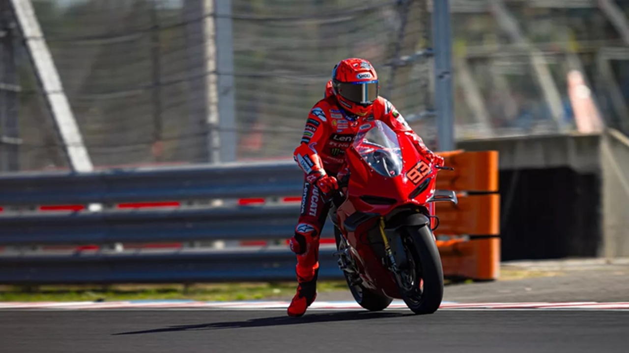 Marc Marquez Kembali Geber Motor Ducati di Valencia