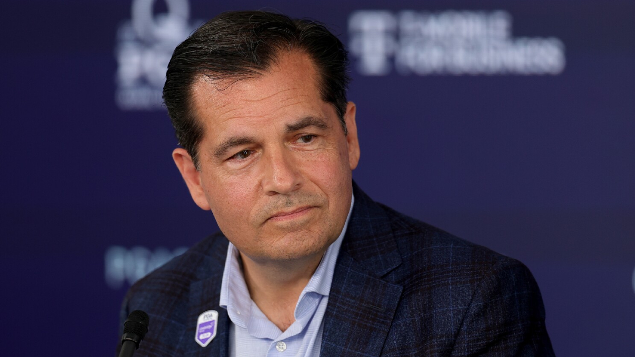 Derek Sprague mengatakan bahwa momen pernikahan putrinya bulan lalu menjadi titik balik dalam pengambilan keputusan tersebut. (Foto: Golf Digest)