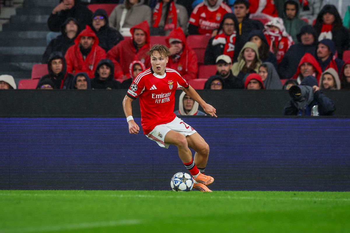 Roma dan West Ham Bersaing dengan Parma untuk Pemain Benfica - sumber: (footballitalia)