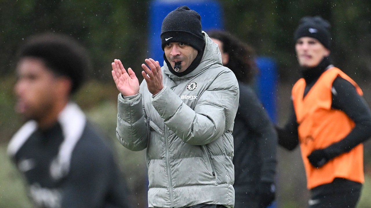 Pelatih Chelsea, Liam Rosenior