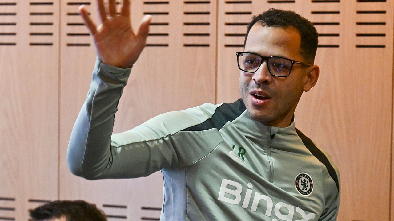 Pelatih Chelsea, Liam Rosenior