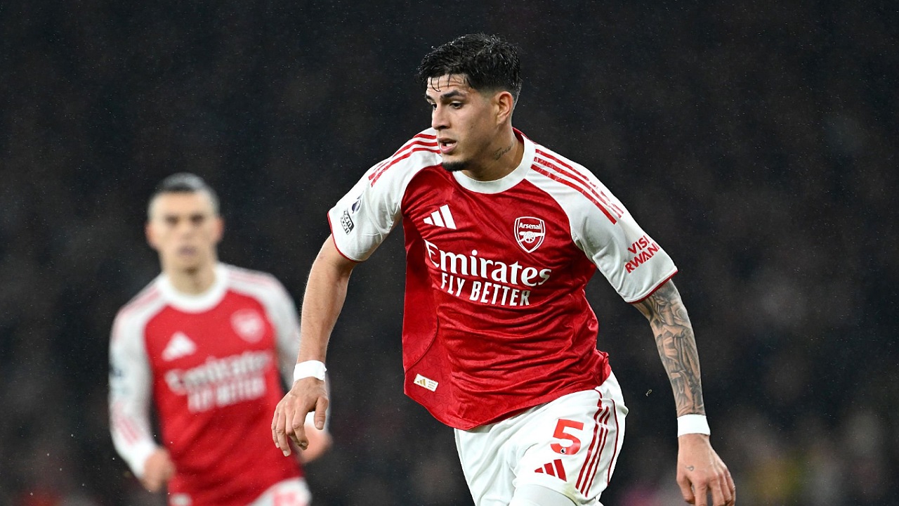 Bek Arsenal, Piero Hincapie