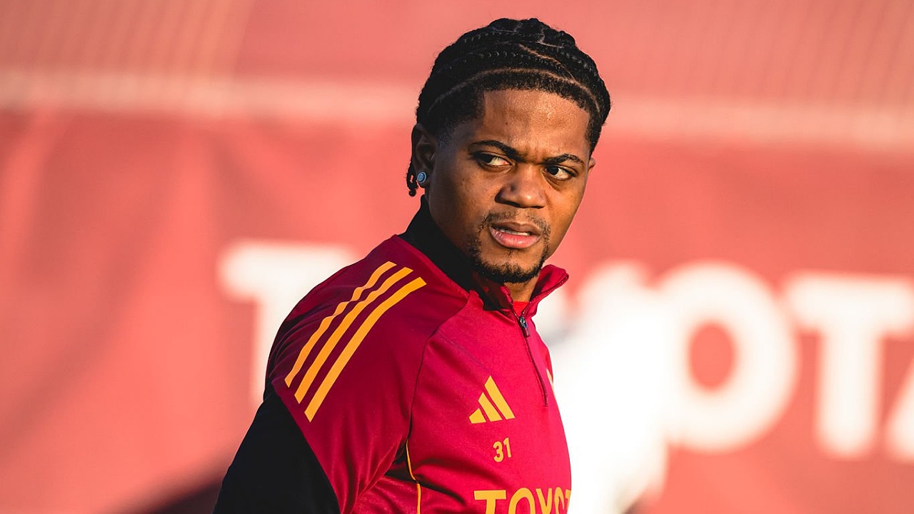 Aston Villa meminjamkan Leon Bailey ke AS Roma