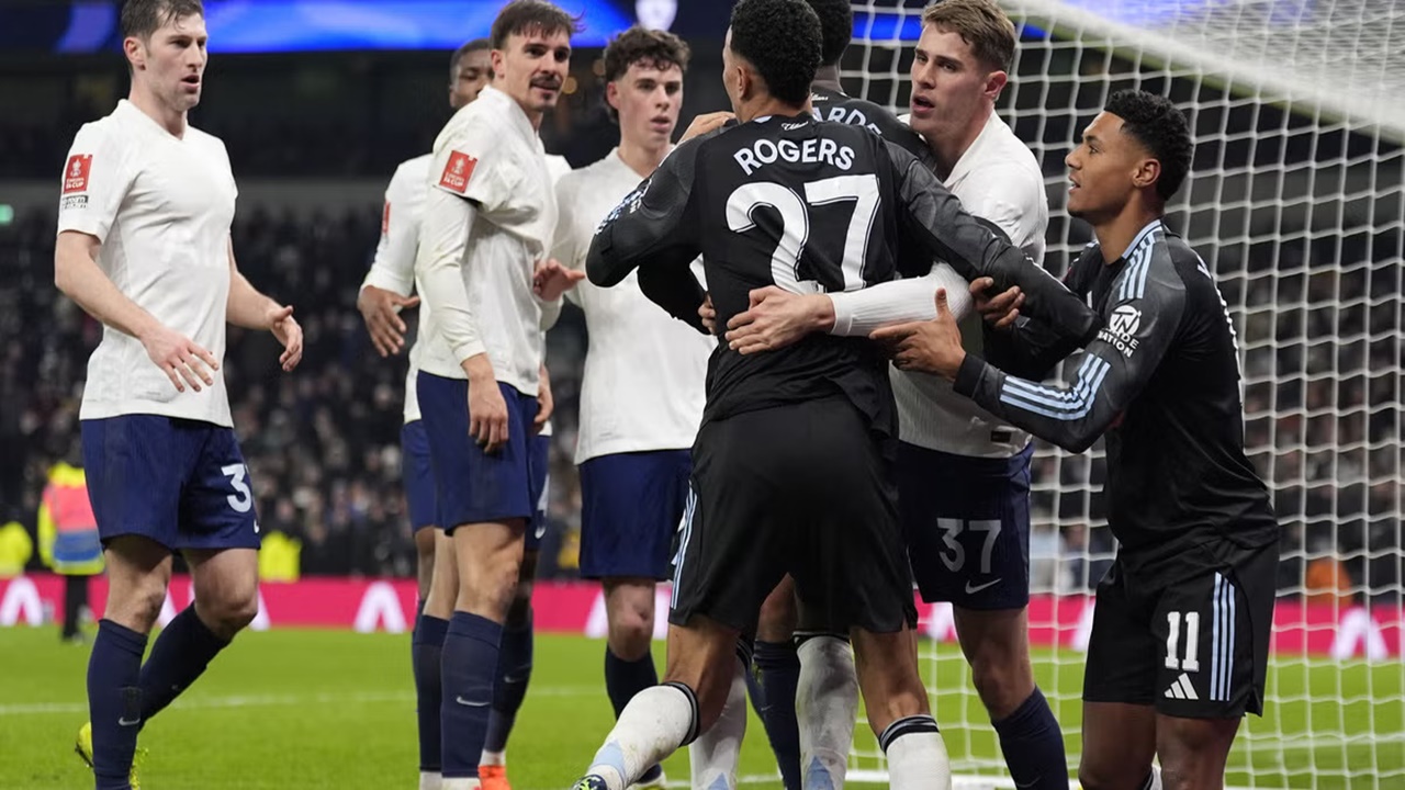 Frank komentari kerusuhan Spurs vs Villa