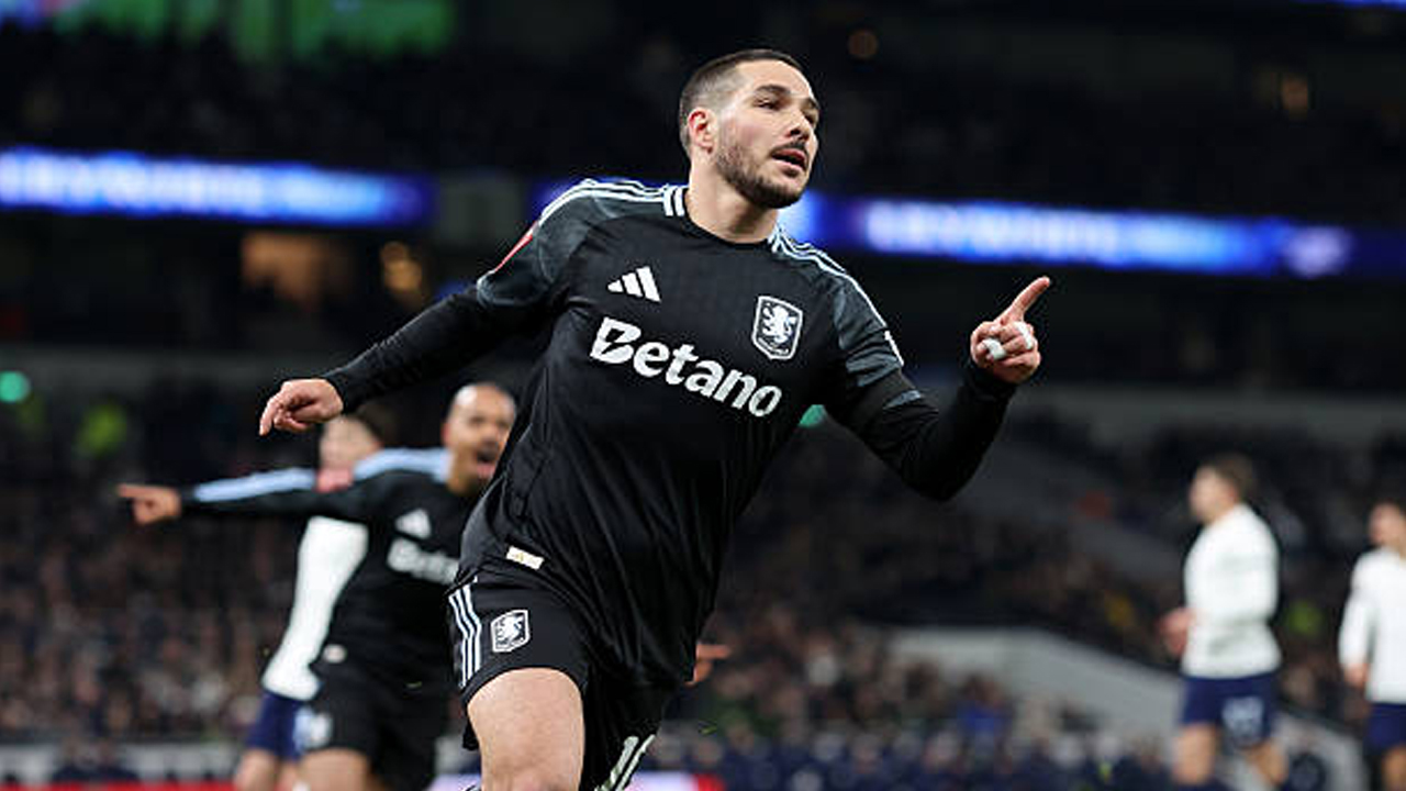 Keunggulan Awal Jadi Kunci, Aston Villa Singkirkan Tottenham di Piala FA