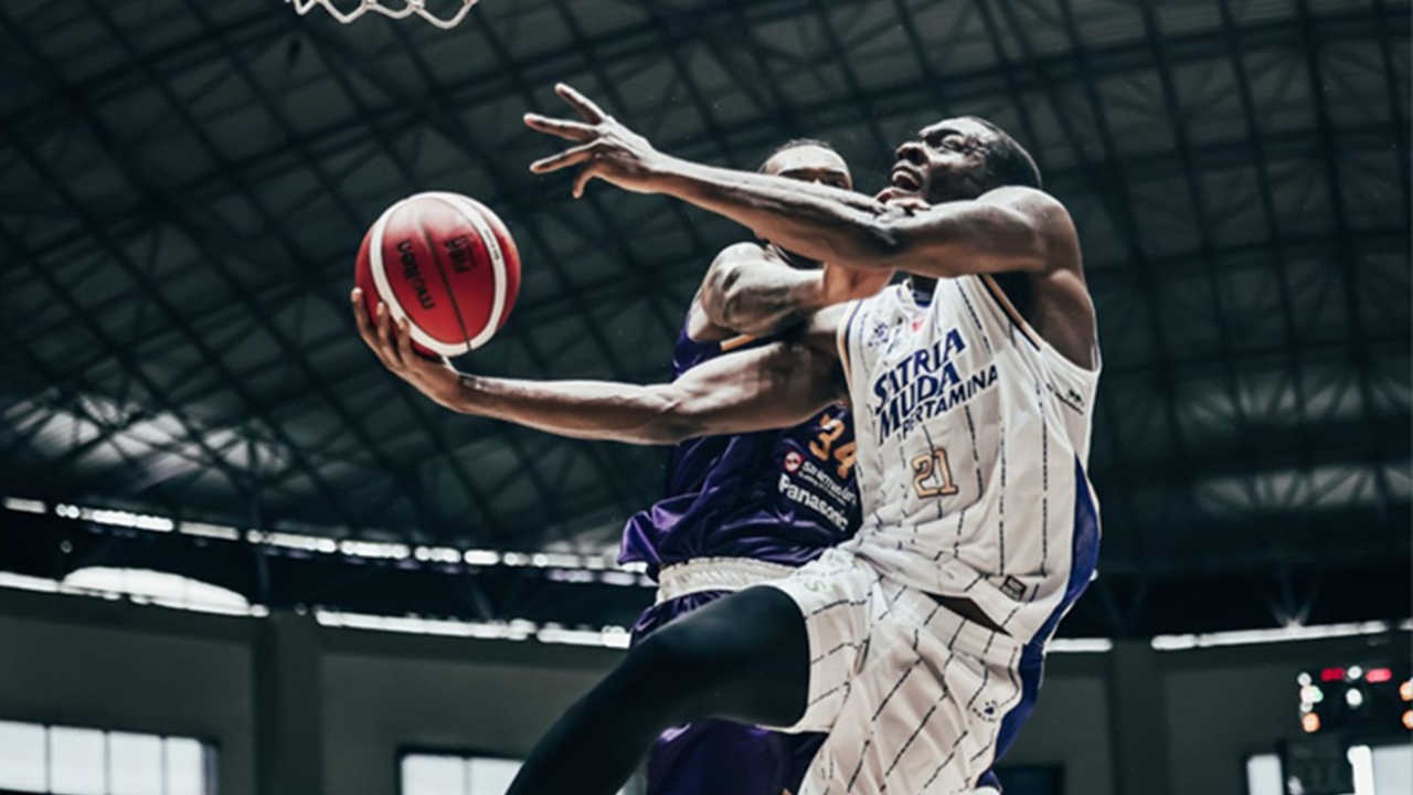 Satria Muda Catat Kemenangan Pertama Lawan Tangerang Hawks