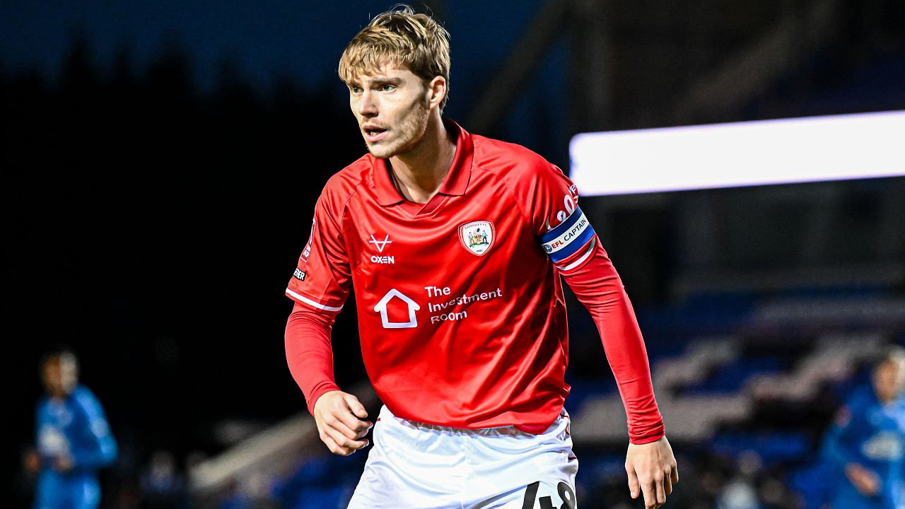 Tak Ikut ke Anfield, Luca Connell Absen di Laga Bersejarah Barnsley