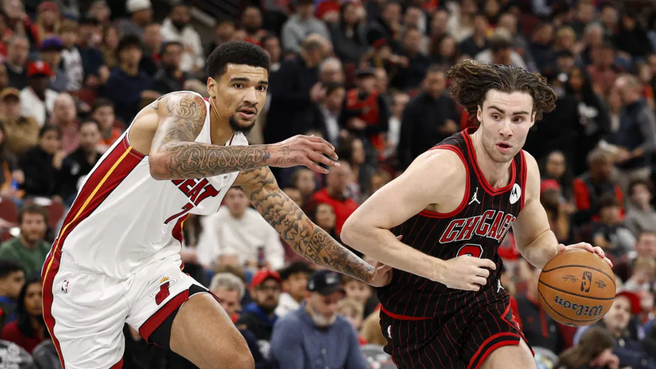 Dengan perubahan ini, Chicago Bulls dan Miami Heat akan bertemu tiga kali secara beruntun dalam jadwal yang sangat menuntut fisik. (Foto: AP)