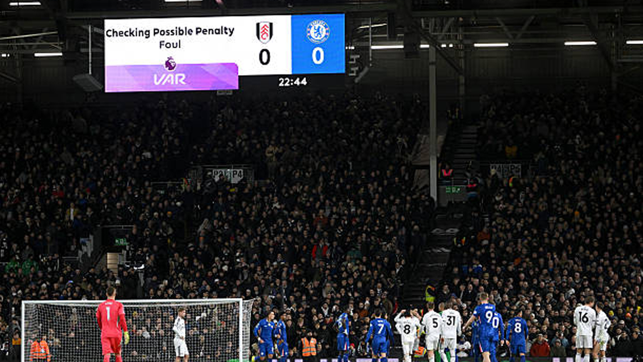 Kesalahan VAR Meningkat 30 Persen di Paruh Pertama Musim Premier League