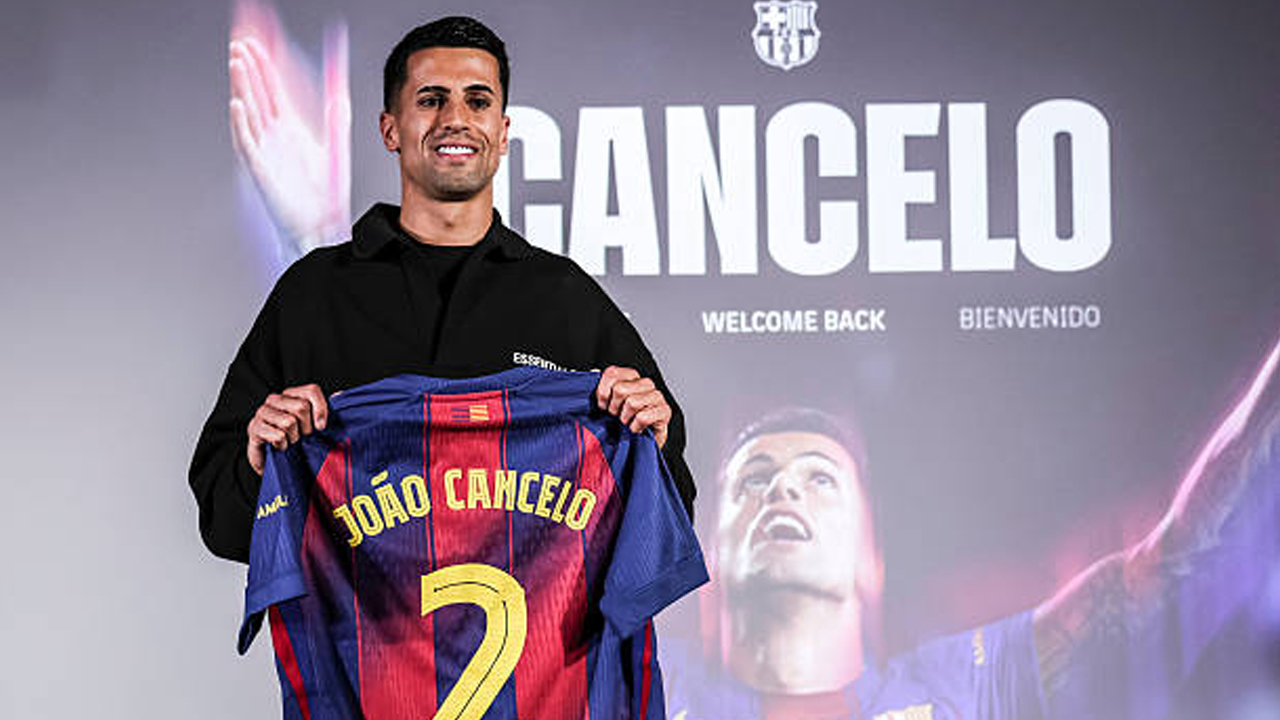 Diperkenalkan, Joao Cancelo Ungkap Alasan Jatuh Cinta Pada Barcelona