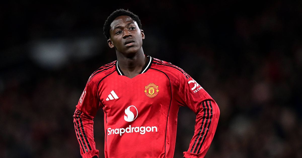Kobbie Mainoo Pertimbangkan Pindah dari Man United - sumber: (manchestereveningnews)