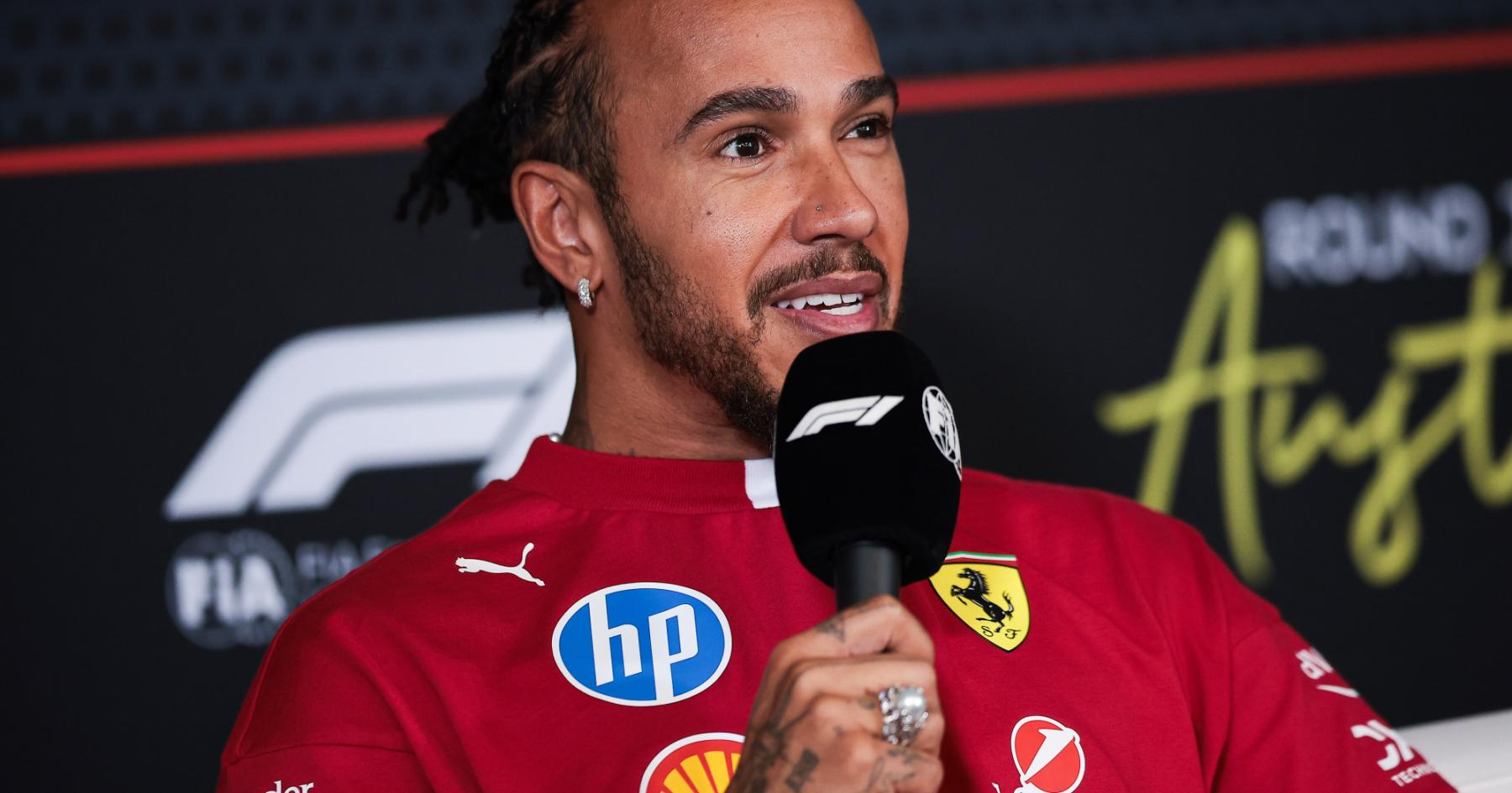 Lewis Hamilton Dianggap Kunci Pasar Pembalap F1 2026 - sumber: (racingnews365)