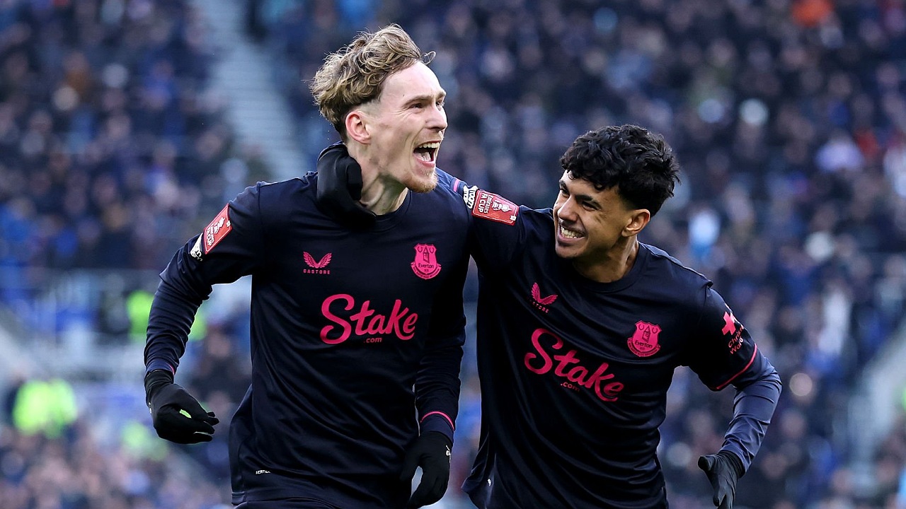 James Garner Desak Everton Bangkit Jelang Fase Krusial Musim