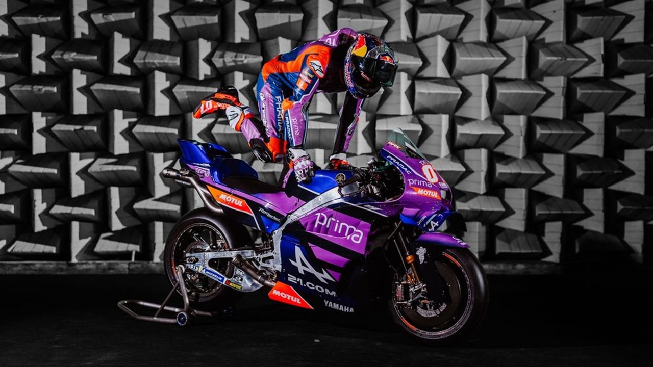 Toprak Razgatlioglu dalam acara peluncuran Livery Pramac Yamaha Racing MotoGP 2026