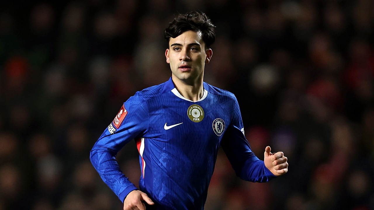 Leeds United segera rampungkan peminjaman Facundo Buononotte