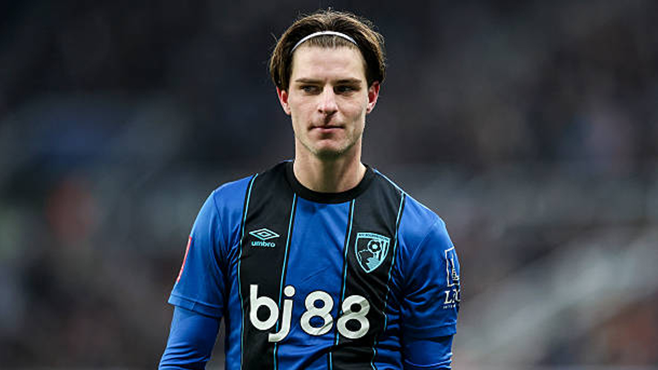 Manchester City Pimpin Perburuan Alex Scott, Tiga Klub Lain Memantau