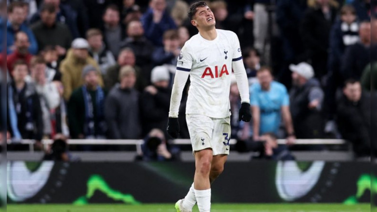 Striker terpinggirkan Tottenham