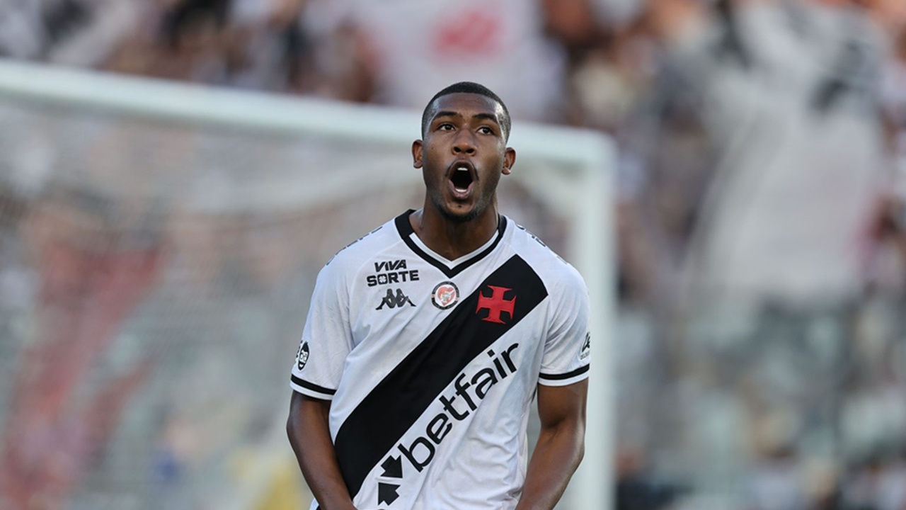 Barcelona Terancam Gagal Mendapatkan Pemain Sayap Brasil