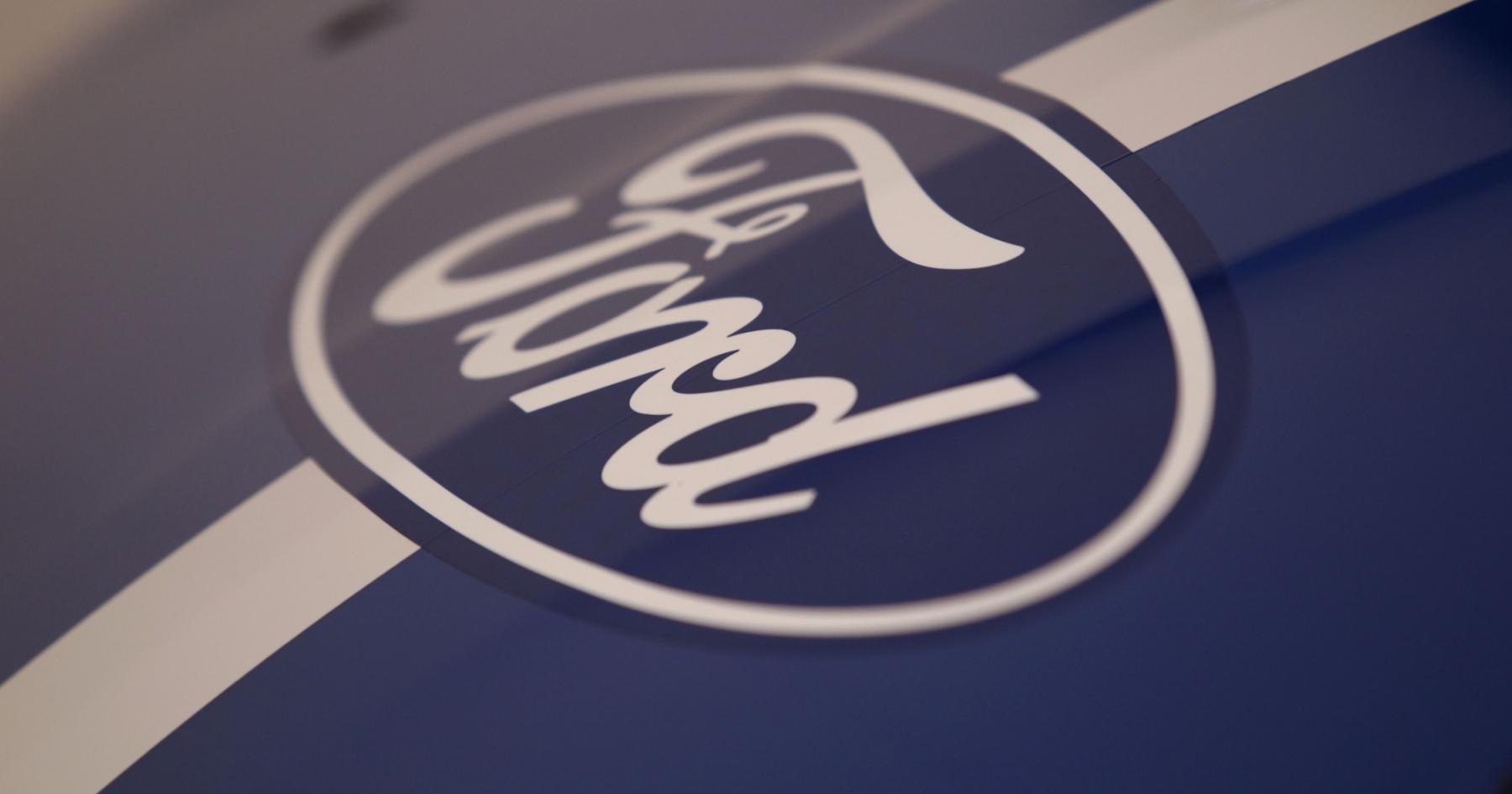 Penerus Henry Ford Sampaikan Surat Emosional Saat Livery Red Bull Diluncurkan - sumber: (racingnews365)