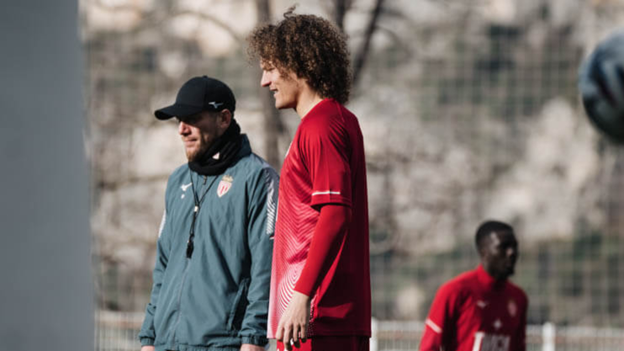 Wout Faes dan Sebastien Pocognoli