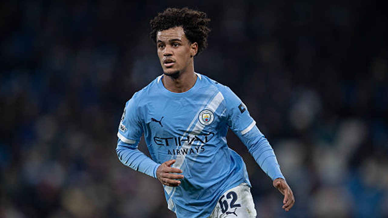 Bersaing Dapatkan Oscar Bobb, Borussia Dortmund Ungguli Crystal Palace