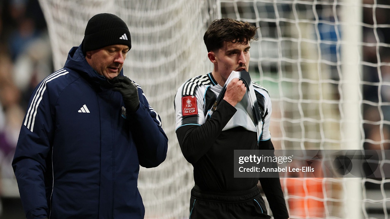 Cedera Tino Livramento Parah, Bek Newcastle Absen Hingga Maret