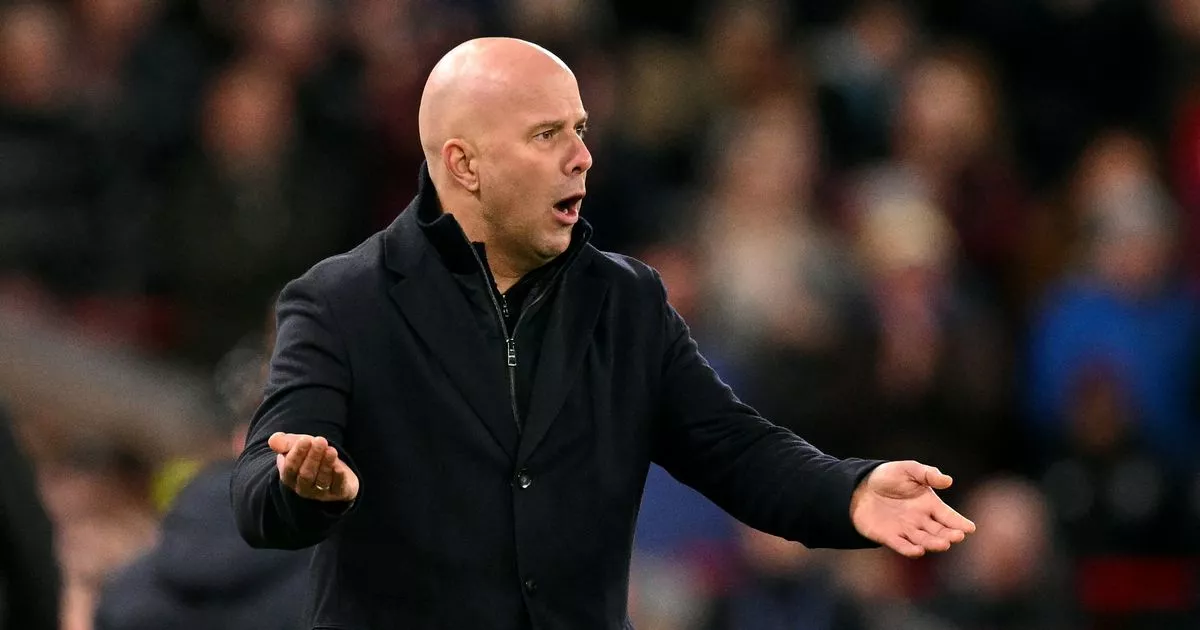 Liverpool: Arne Slot Tetap Percaya Diri Meski Diterpa Kritik - sumber: (liverpoolecho)