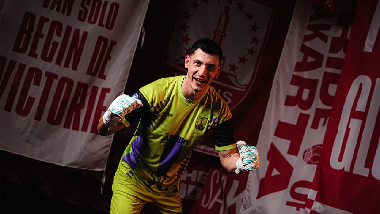 Kiper asing Persis Solo, Vukasin Vranes resmi diperkenalkan