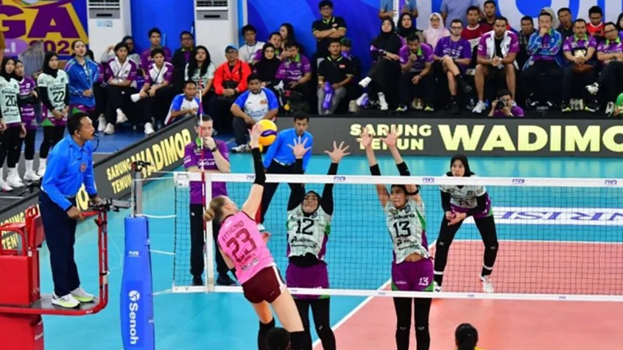 Phonska Plus Tumbangkan Juara Bertahan Proliga Putri