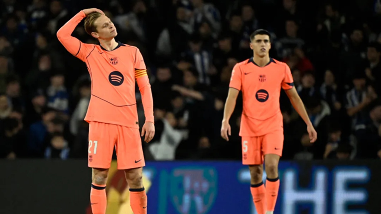 Frenkie de Jong Kecam Wasit Usai Barcelona Dikalahkan Sociedad