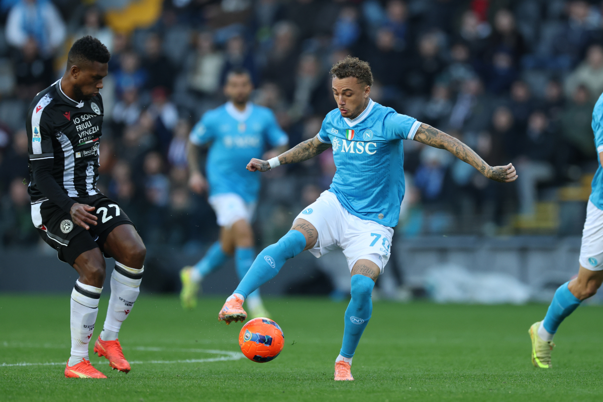 Galatasaray Hampir Sepakati Transfer Noa Lang dari Napoli