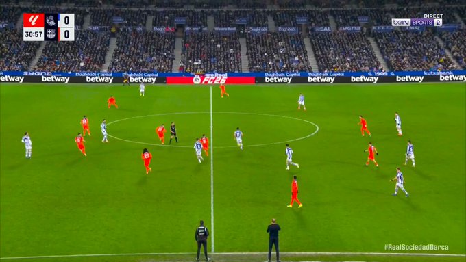 Oyarzabal Bawa Real Sociedad Ungguli Barcelona - sumber: (footballespana)