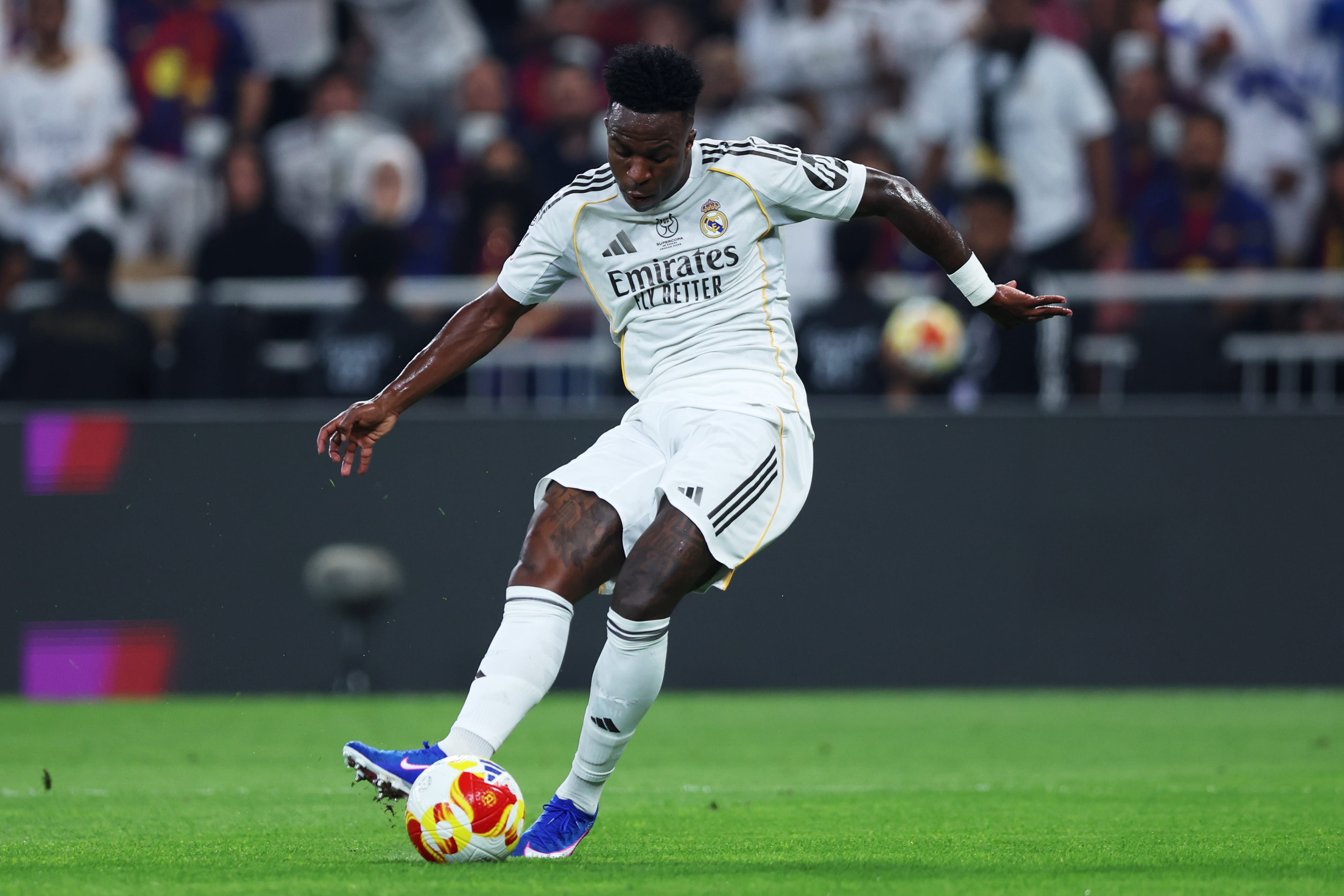 Real Madrid Tegaskan Posisi Soal Kontrak Vinicius Junior - sumber: (footballespana)