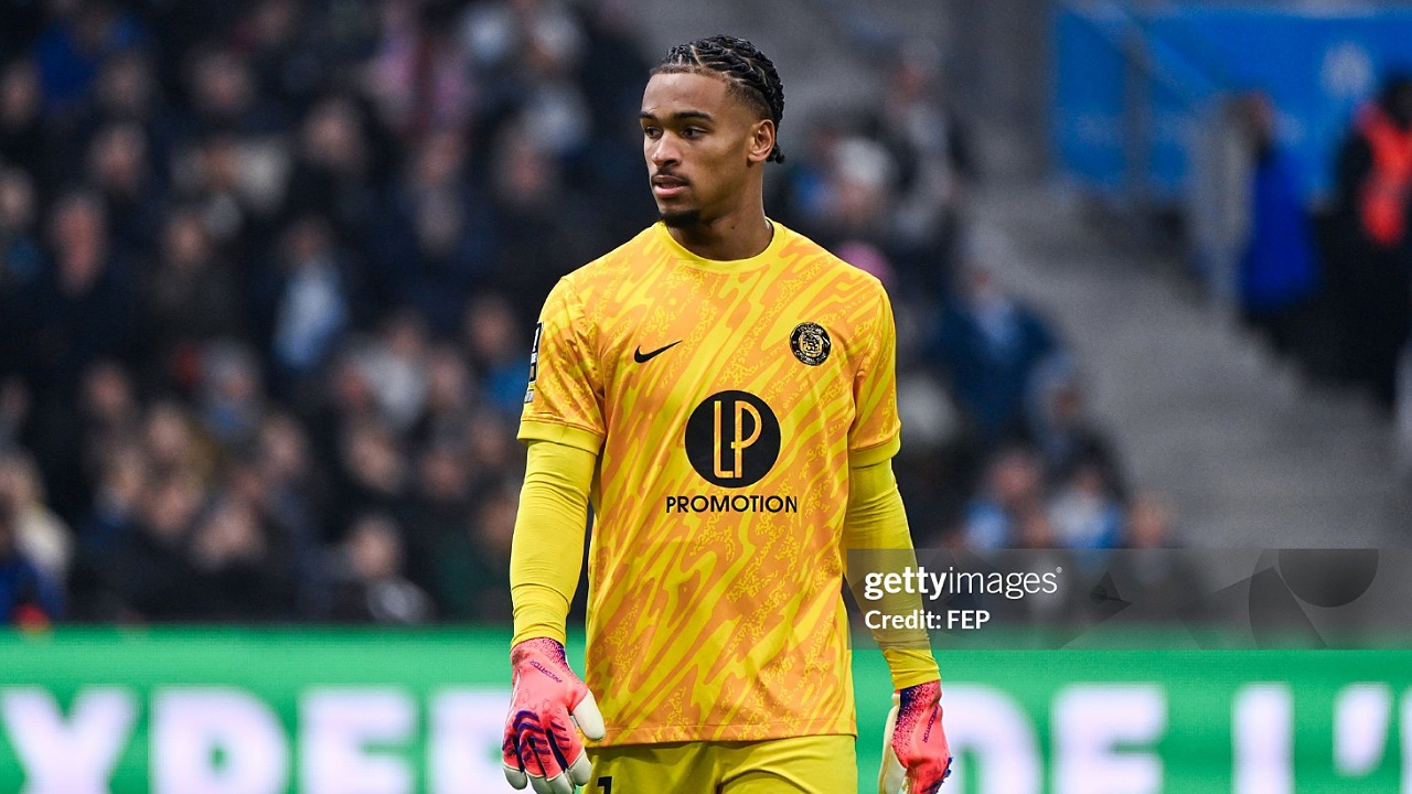 Guillaume Restes jadi incaran West Ham United dan Newcastle