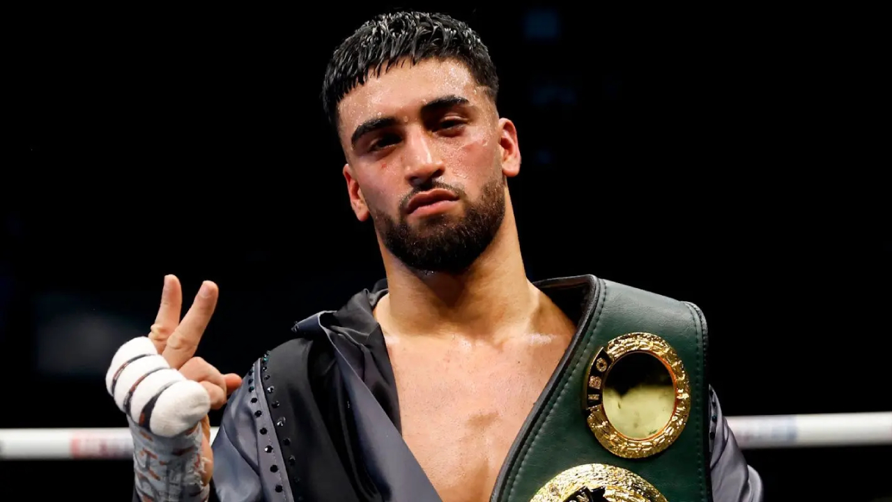 Adam Azim akan menghadapi ujian terberat sepanjang kariernya melawan mantan penantang gelar dunia Gustavo Daniel Lemos pada 31 Januari. (Foto: Fight TV)