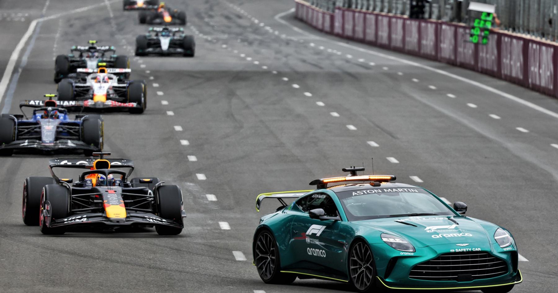 Aston Martin Tak Perpanjang Kontrak Mobil Keselamatan F1 - sumber: (racingnews365)