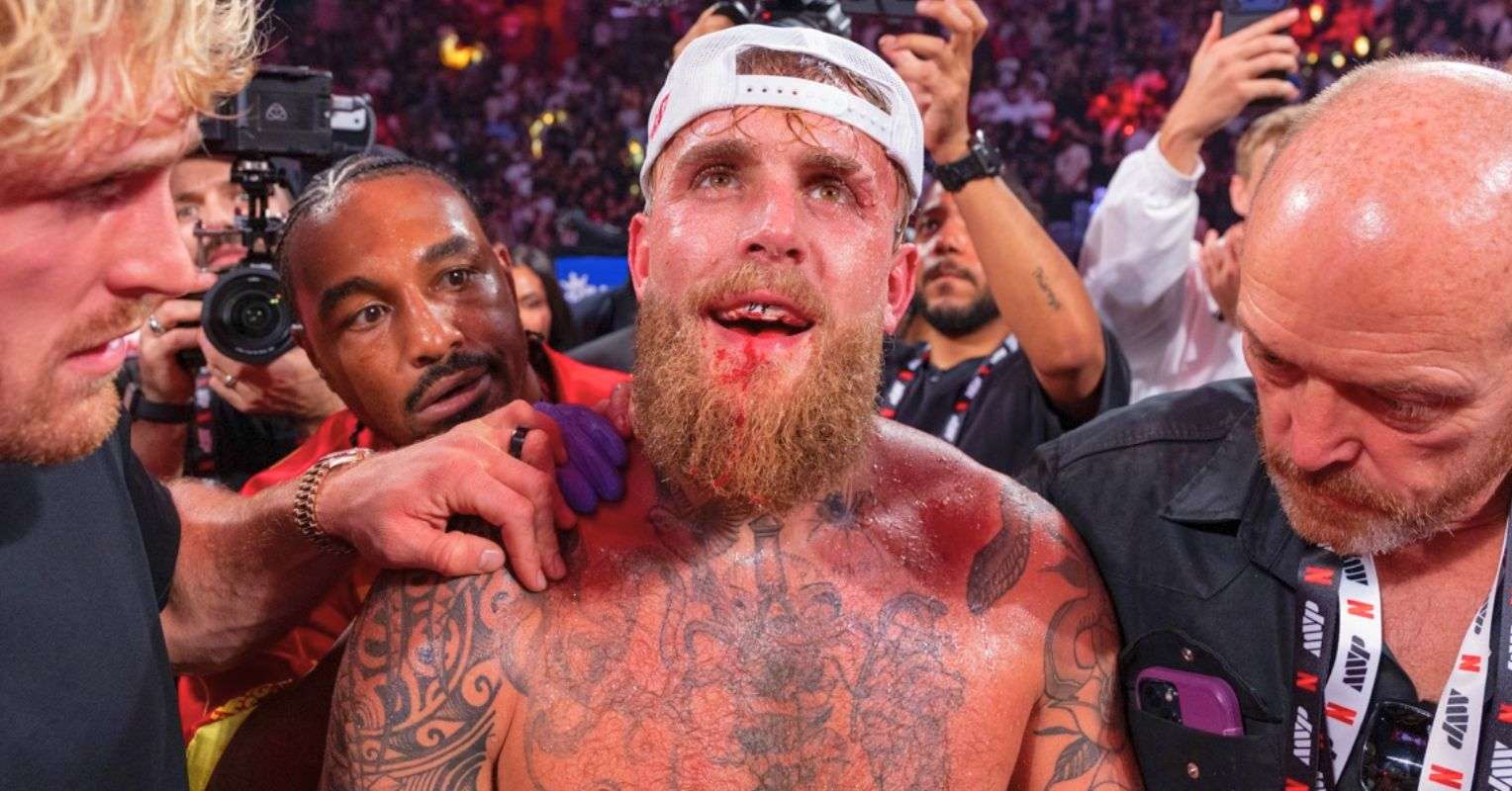 Mantan Juara Dunia Dukung Jake Paul Lawan Conor McGregor - sumber: (secondsout)