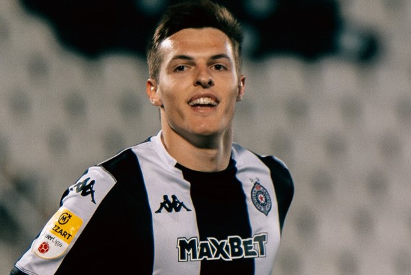 Kostic Dorong Transfer ke Milan, Negosiasi Berlanjut - sumber: (footballitalia)