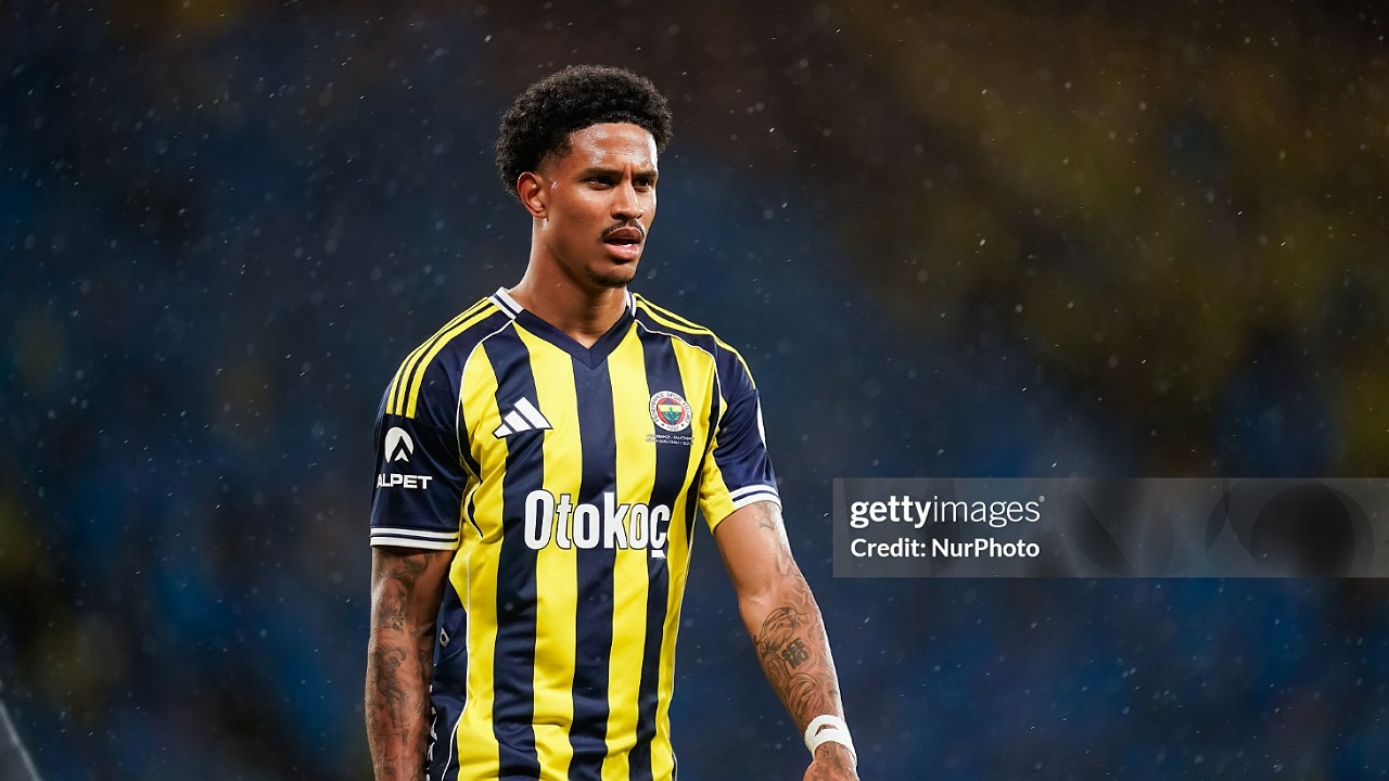 Jayden Oosterwolde masuk radar Crystal Palace dan Leeds United