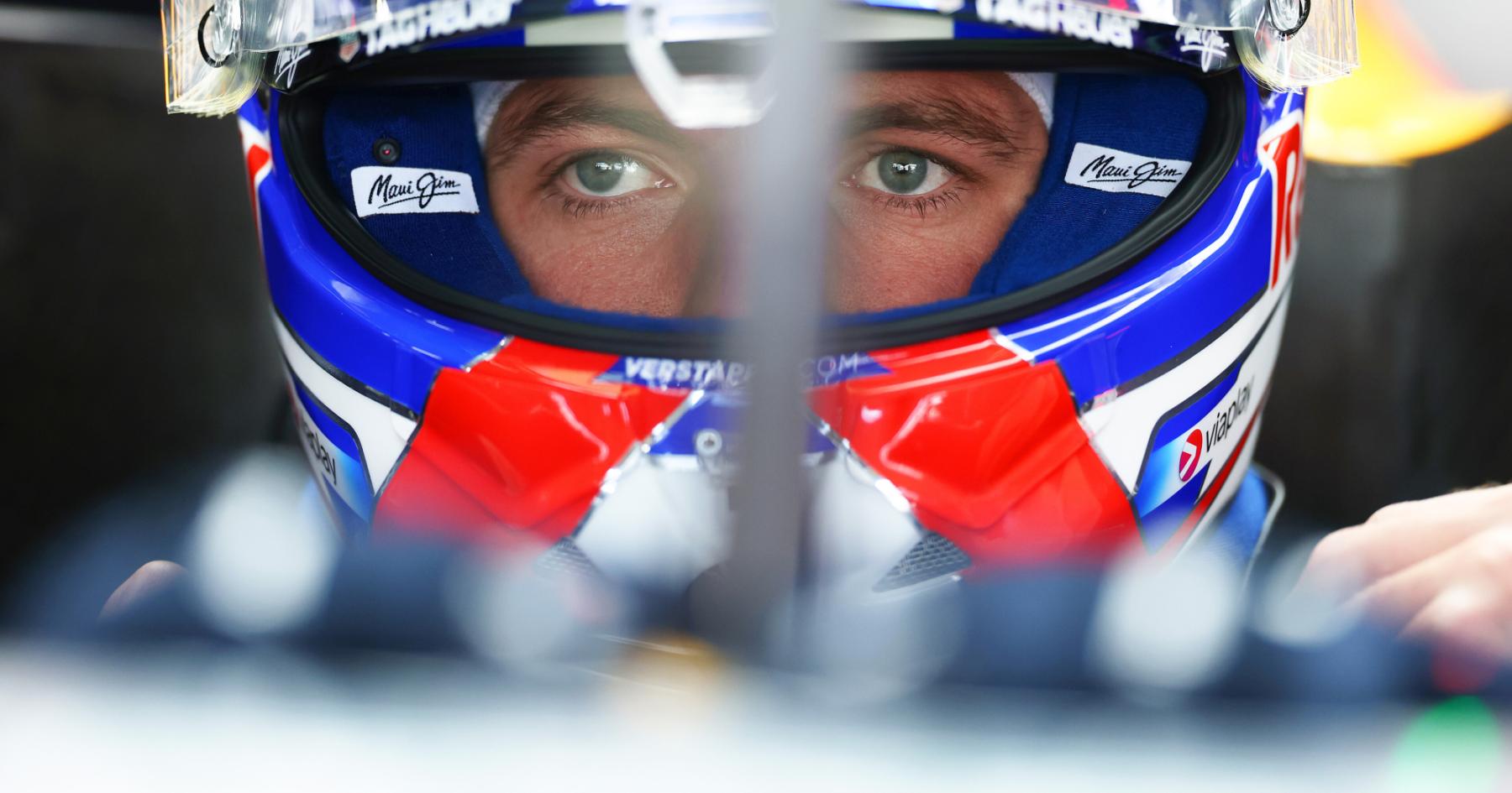 Masalah Utama di Balik Potensi Kepindahan Verstappen ke Mercedes - sumber: (racingnews365)