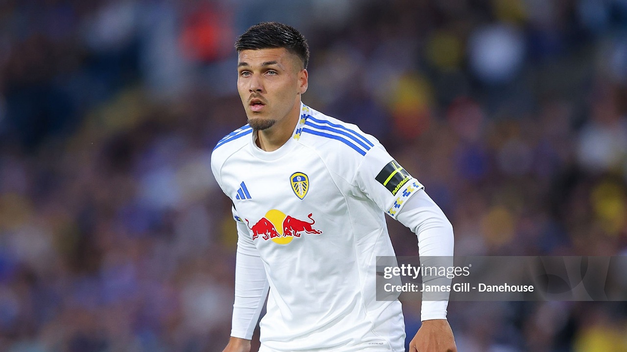 Striker Leeds United, Joel Piroe